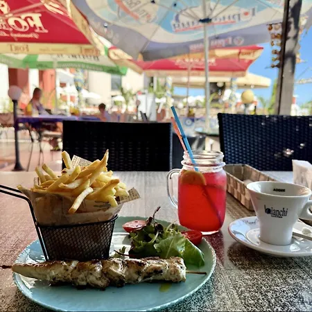 Carina - Menada Sluneční pobřeží