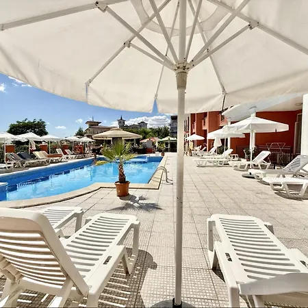 Carina - Menada Sluneční pobřeží