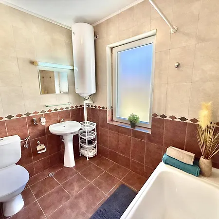 Carina - Menada Sluneční pobřeží