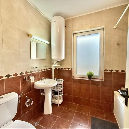 Carina - Menada Sluneční pobřeží