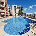 Carina - Menada Apartment
